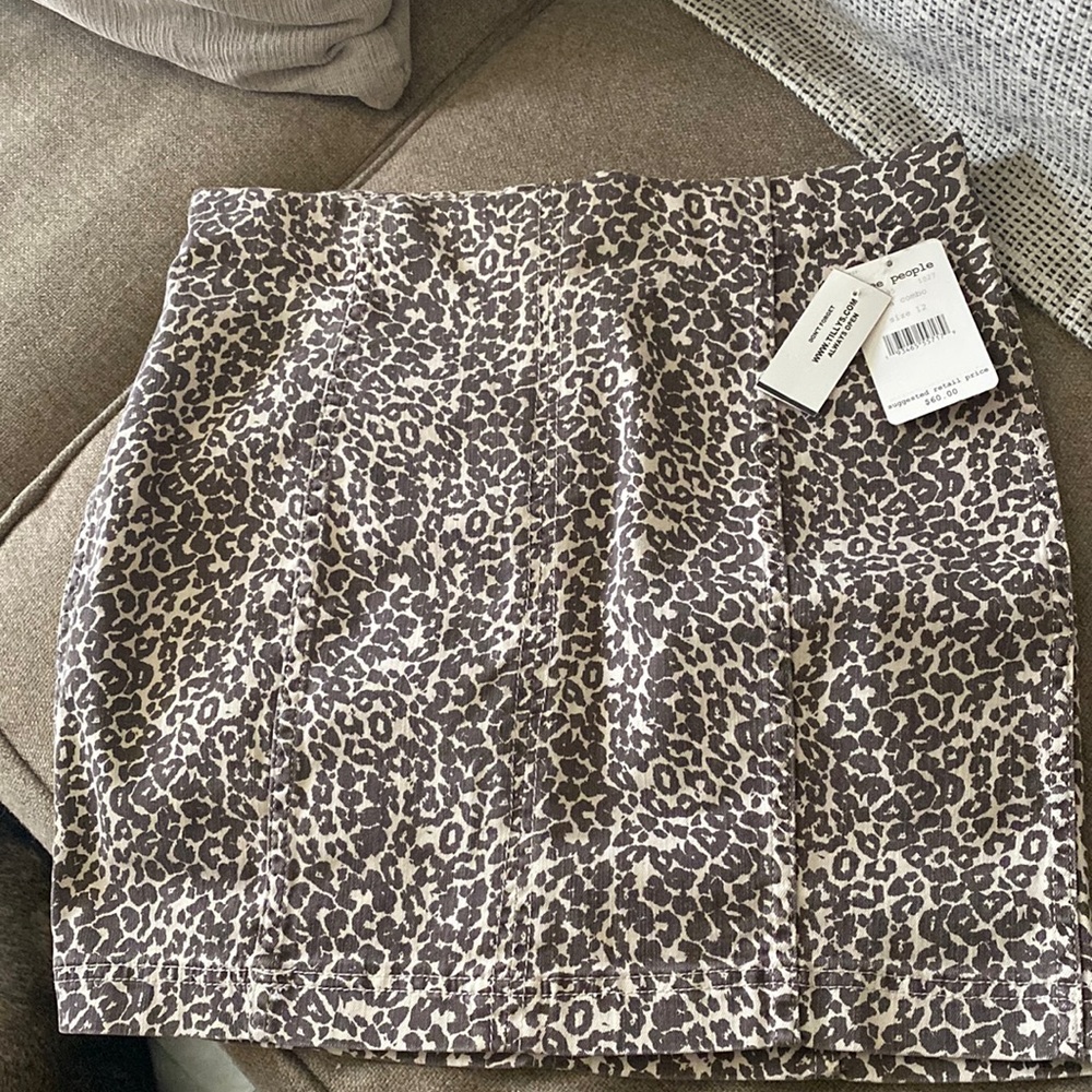 Leopard mini skirt